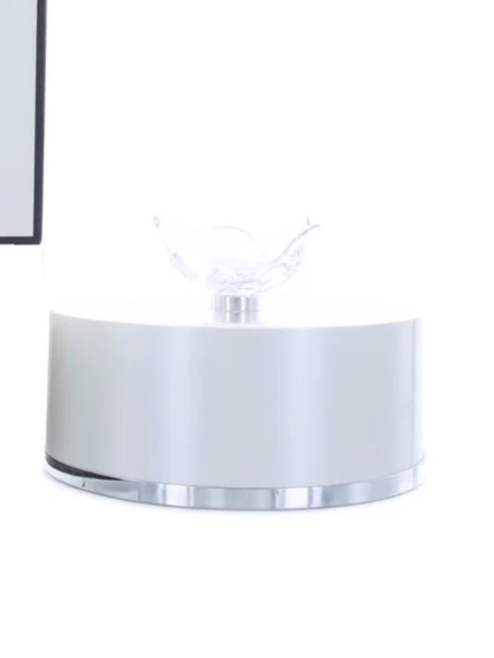 New Oscar De La Renta Body Powder - Picture 2 of 14